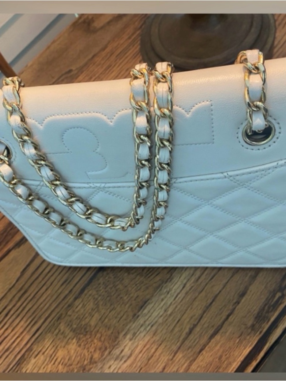 Tory Burch Cream Quilted Shoulder Bag with Gold Chain